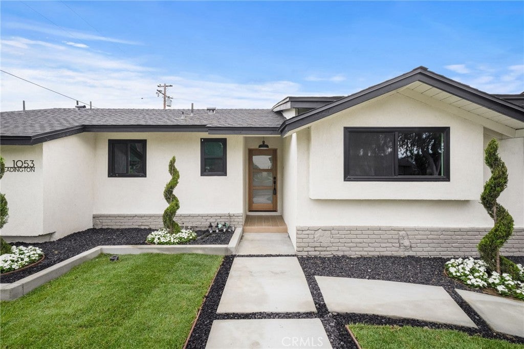 1053 Eadington Drive