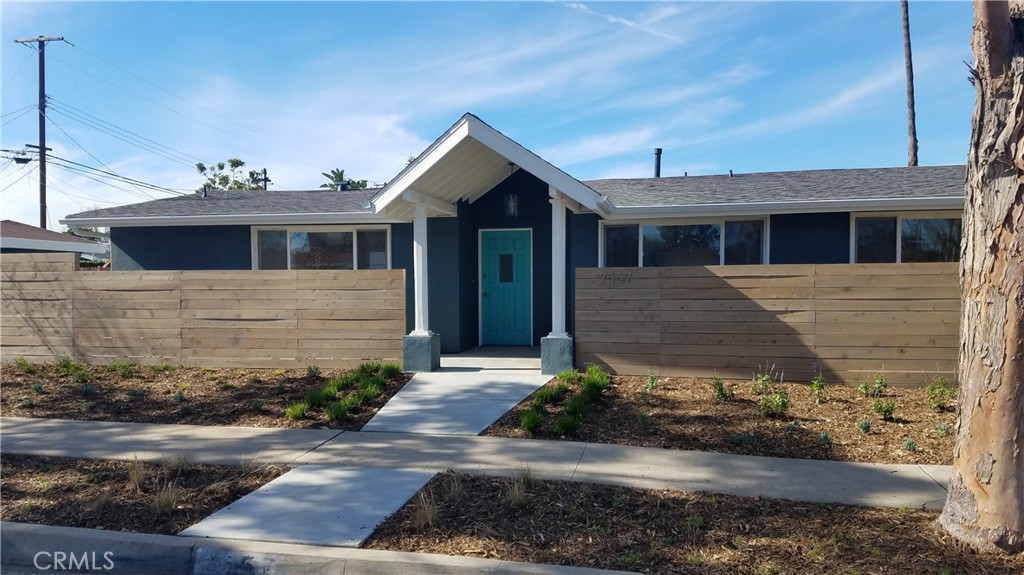 Completely renovated designer home in the heart of Costa Mesa! This Beautiful College Park Home is an Entertainers Dream with a large Premium Corner Lot featuring 2 Large Patios for Backyard Barbeques and So Cal’s in-door / out-door living style. Inside, Vaulted Ceilings and Open floor plan with living, dining and family rooms off the kitchen, give an Open and Modern feel. Many large windows allow for a roomy feel with abundant natural light. Gourmet kitchen complete with Seated Bar, built-in oven/microwave, cooktop, dishwasher, wine cooler and ample cabinet/pantry storage. 4 bedrooms with 3 full baths, including 2 Large Master Suites with en-suite bathrooms, large closets and walk-in showers, 1 with separate exterior entrance. 2 additional bedrooms share bathroom with dual sinks and bathtub. Large, south-facing patio provides plenty of room for entertaining while separate side patio delivers a serene escape with fruit-bearing lemon, lime and orange trees. Solar Panels on roof and Drought Tolerant landscaping minimize your utility bills.
Quick access to freeways headed north, south and east. Minutes to John Wayne Airport, Newport and Huntington beaches.