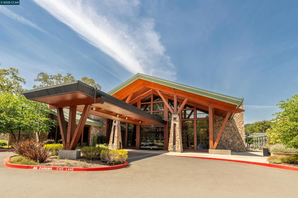 ROSSMOOR - Residential