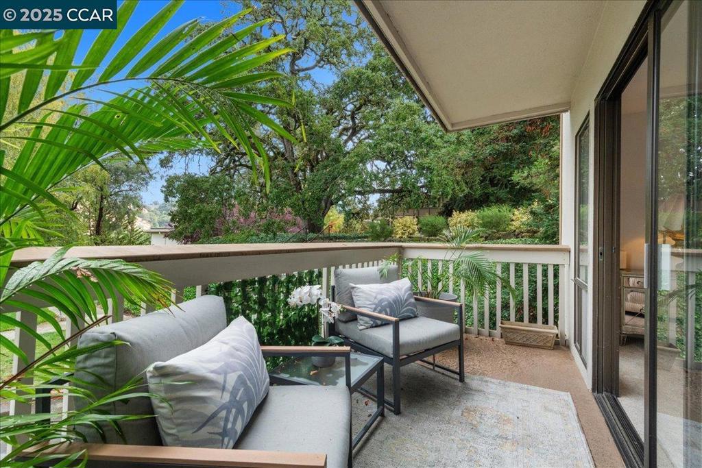ROSSMOOR - Residential