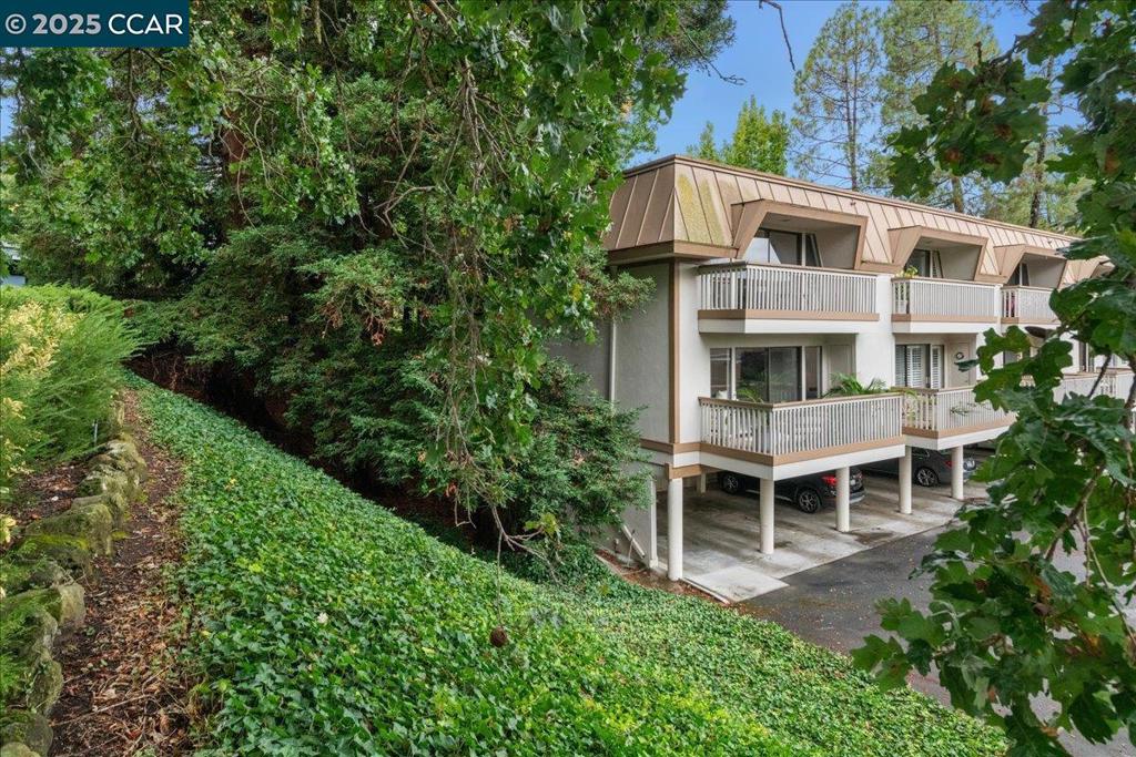 ROSSMOOR - Residential