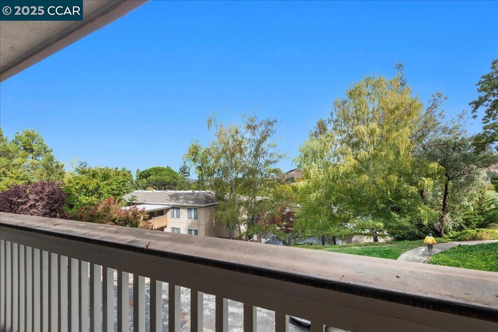 ROSSMOOR - Residential