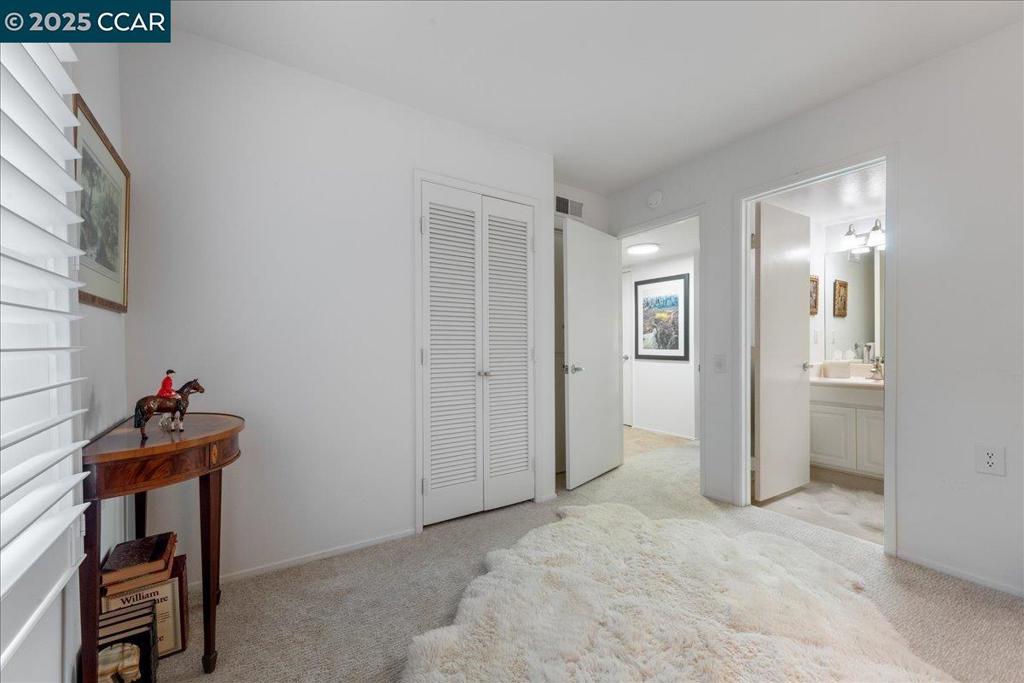 ROSSMOOR - Residential