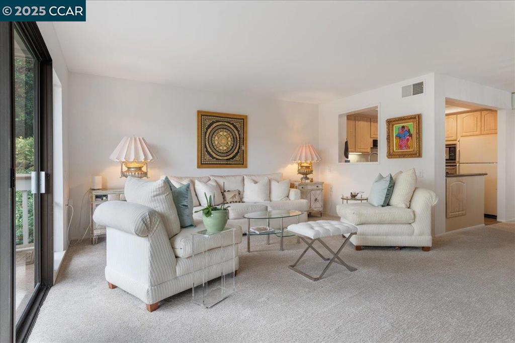 ROSSMOOR - Residential