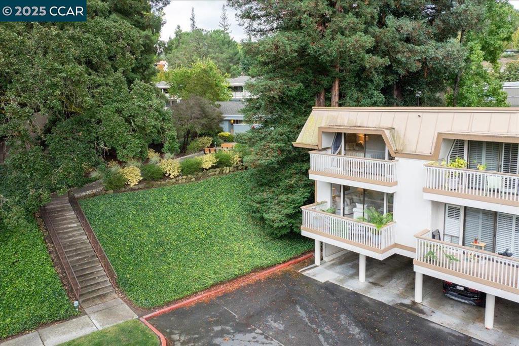 ROSSMOOR - Residential