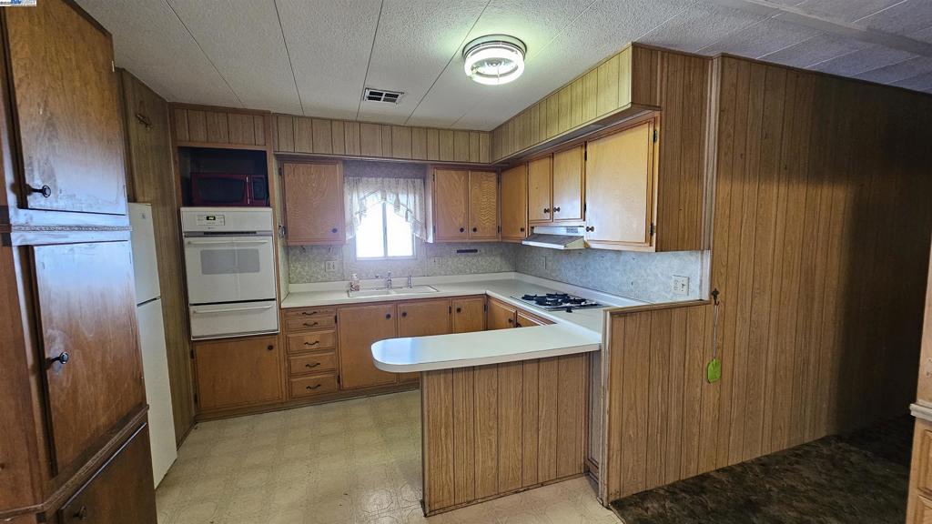 2505 jackson