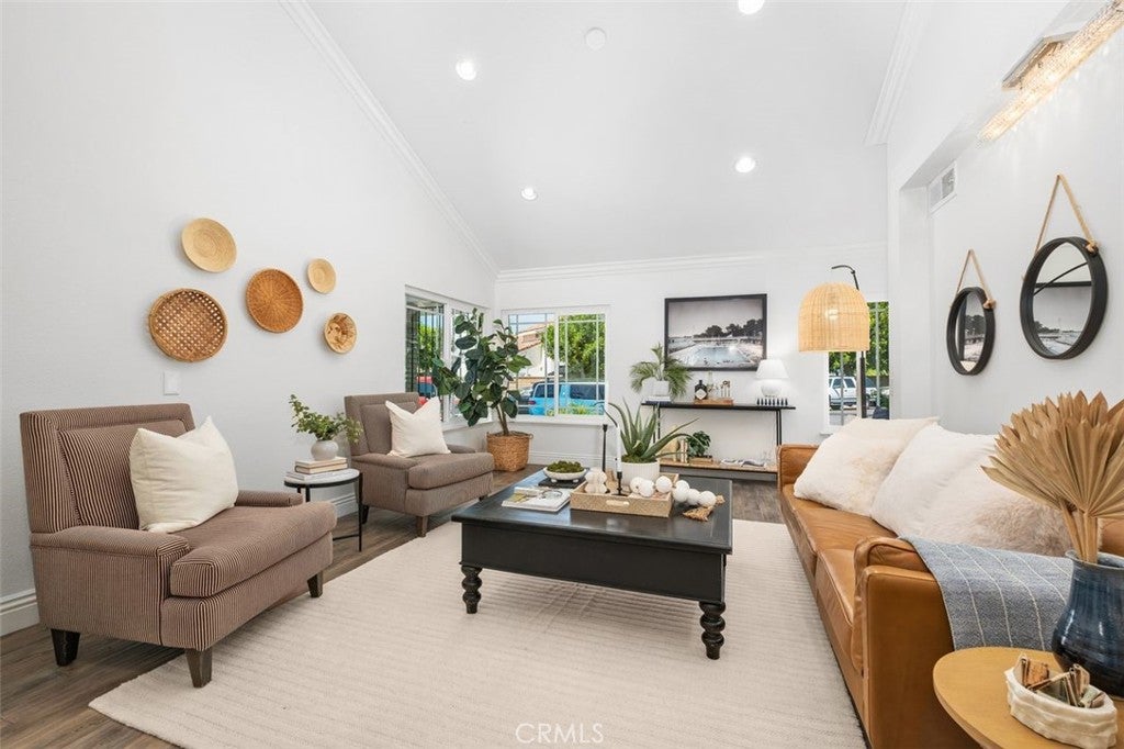 22071 Teresa, Mission Viejo CA 92692 - Photo 7