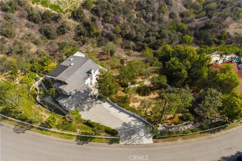 Photo of 2640 Shady Ridge Ln, Diamond Bar, CA 91765 (MLS # TR25257537)