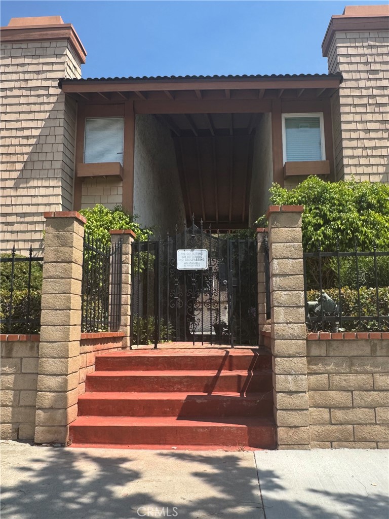 Gated private 2-Story Condo in Prime Diamond Bar Location! Welcome to this charming and versatile 2-story condo, perfectly tucked away at the rear of an intimate 22-unit community—offering exceptional privacy and peaceful living. An ideal opportunity for first-time buyers or those looking to downsize without compromising space or convenience.
Inside, you’ll find 2 spacious bedrooms and 2 full bathrooms upstairs, along with a main-floor powder room—perfect for guests. The light-filled kitchen opens seamlessly to the inviting family room, creating a bright and airy living space ideal for both relaxing and entertaining.
Parking is a breeze with an one-car attached garage and an assigned parking space just steps from the unit. Additional guest parking is available near the cul-de-sac and visitor area by the pedestrian gate.
Located in the thriving city of Diamond Bar, you're minutes away from outdoor adventures at Sycamore Canyon Park, tee time at Diamond Bar Golf Course, or shopping and dining at the vibrant Diamond Bar Town Center. Families will love being within the top-rated Walnut Valley Unified School District.
For commuters, this location is hard to beat—just half a mile to the 57 and 60 freeways, offering quick access to both LA and Orange County.
Don't miss this hidden gem where comfort, convenience, and community come together!
*Interior/exterior photos coming soon!*