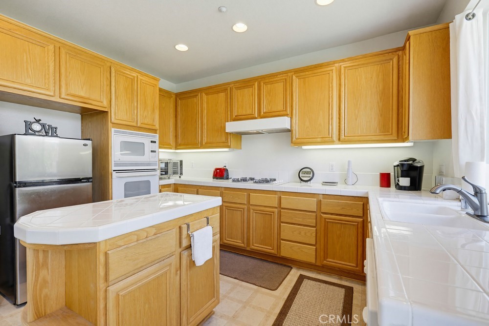 27606 Kathy Court, Laguna Niguel CA 92677 - Photo 15