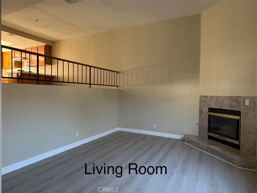 218 La France Avenue E