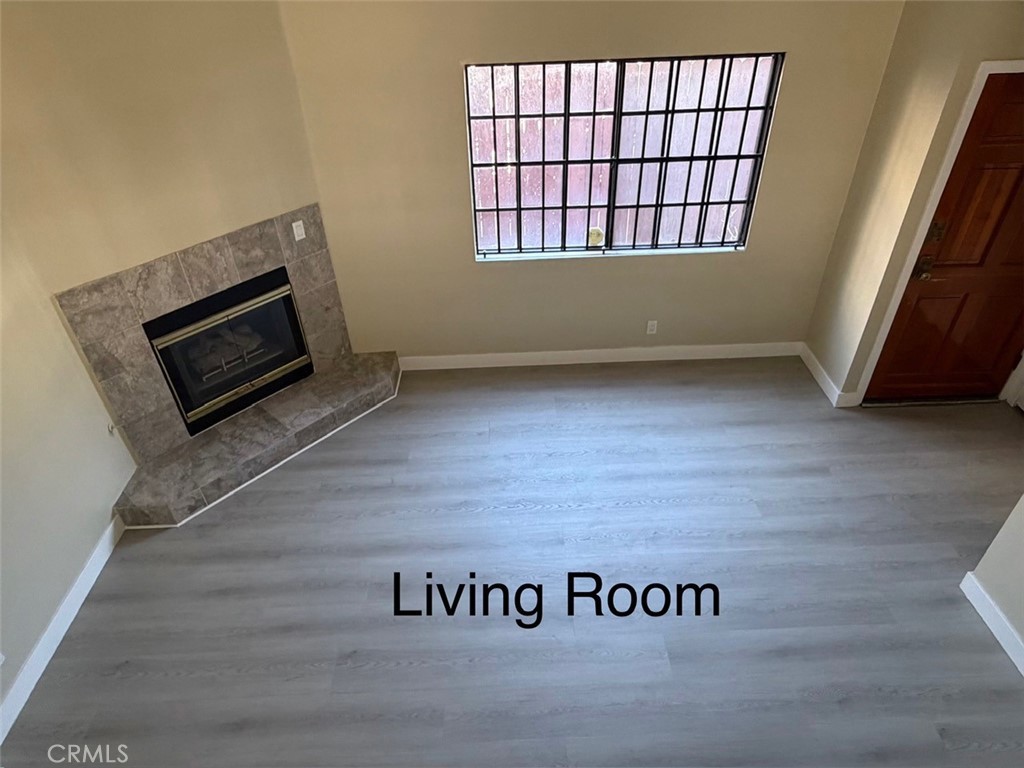 218 La France Avenue E