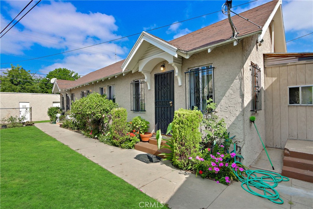 An exciting opportunity awaits you in the heart of Huntington Park! Whether
you're a seasoned investor looking to expand your portfolio or a first-time buyer
seeking a smart investment, these units are ideal. The front unit is an SFR, 2-
bedroom 1-bath, Living Room, Dining Room Laundry room + large kitchen, with
its own private backyard + garage, while the back two units are 1-bed/1-bath each
also, with a shared backyard space and their own private garages. Situated in a
prime location perfect for rental properties you'll enjoy a consistent rental
income without worrying about vacancies. Convenience is key to this property, as
it is surrounded by foot traffic, shopping centers, restaurants, public schools,
and clinics. Additionally, easy access to major transportation routes makes
commuting a breeze. The electricity was updated in 2021; the garage roof has
recently been replaced and new garage property access doors installed. These units
boast significant income potential. The property has a total of 6 garages, potential
to rent out the ones not being used, ample off-street parking. Direct access
onto income property on a nearly 6,000-square-foot lot. Opportunities
like this are fleeting, so seize the day and don't miss out on this incredible
investment opportunity!.