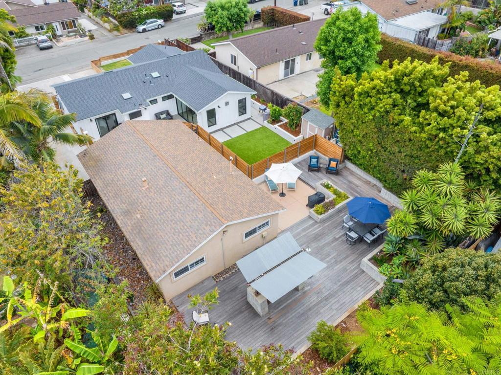 1125 27 Arcadia Road