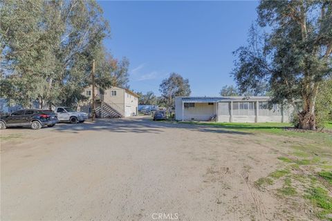 28568 Memory Lane Winchester CA 92596