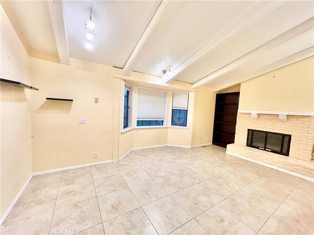 Old Agoura (850) - Residential Lease