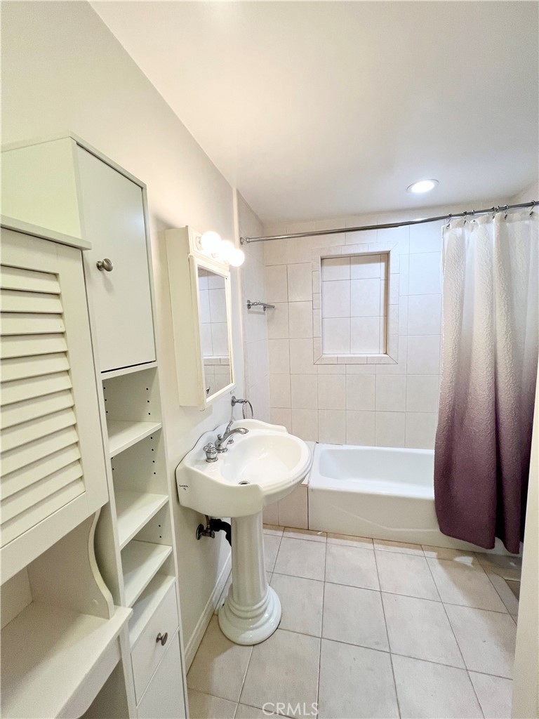 Old Agoura (850) - Residential Lease