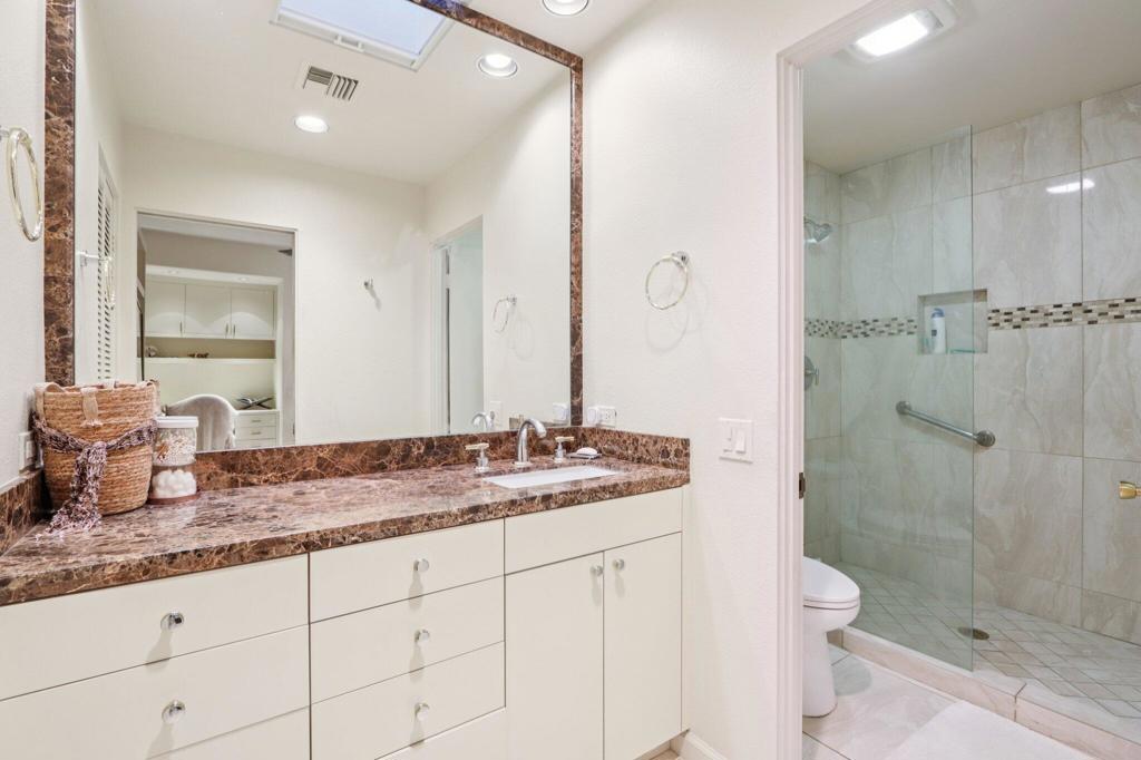 Mission Hills Country Club - Residential Lease