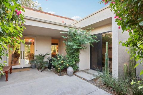 Photo of 829 Inverness Drive, Rancho Mirage, CA 92270 (MLS # 219136975DA)
