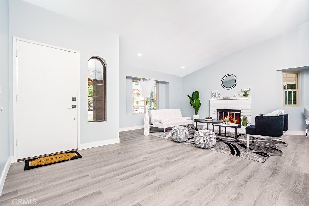 45627 Clubhouse Drive