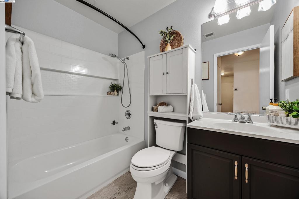 SPRINGTOWN - Residential