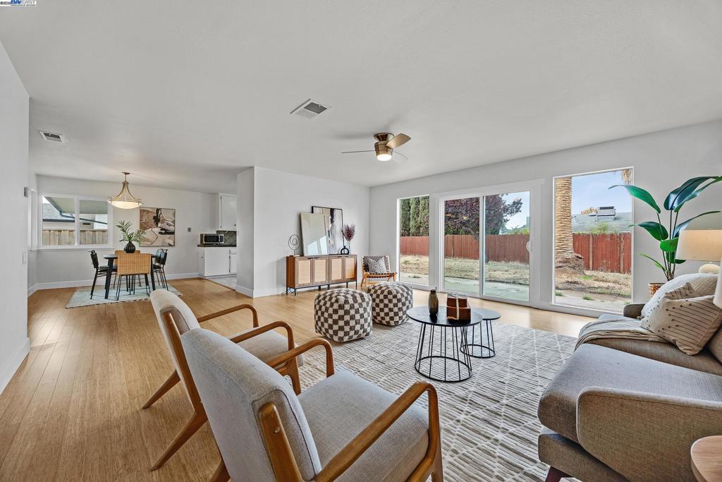 SPRINGTOWN - Residential