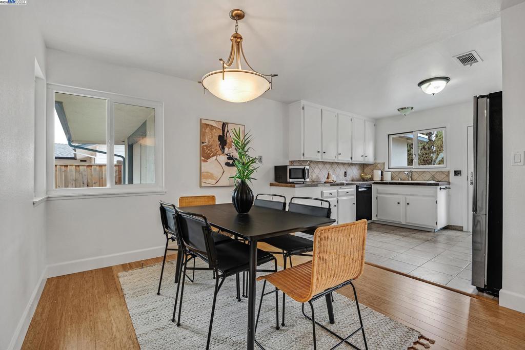 SPRINGTOWN - Residential