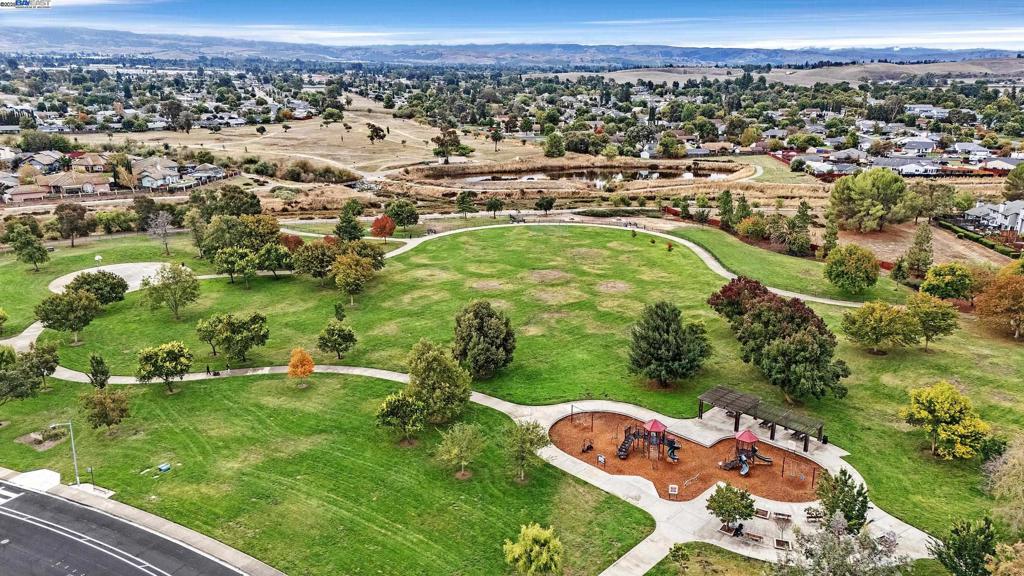 SPRINGTOWN - Residential