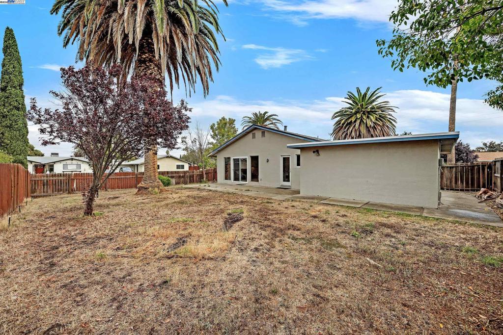 SPRINGTOWN - Residential
