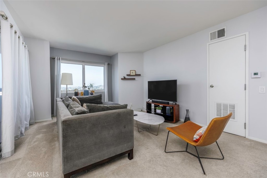Downtown (DT) - Residential