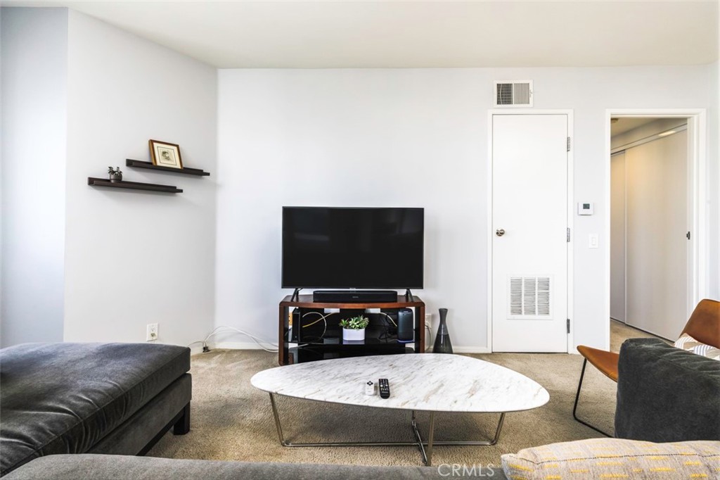 Downtown (DT) - Residential