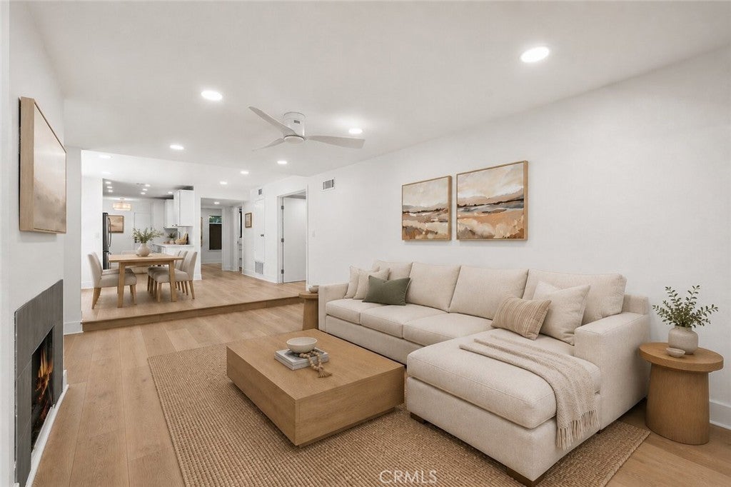 2490 S Ola Vista 28
