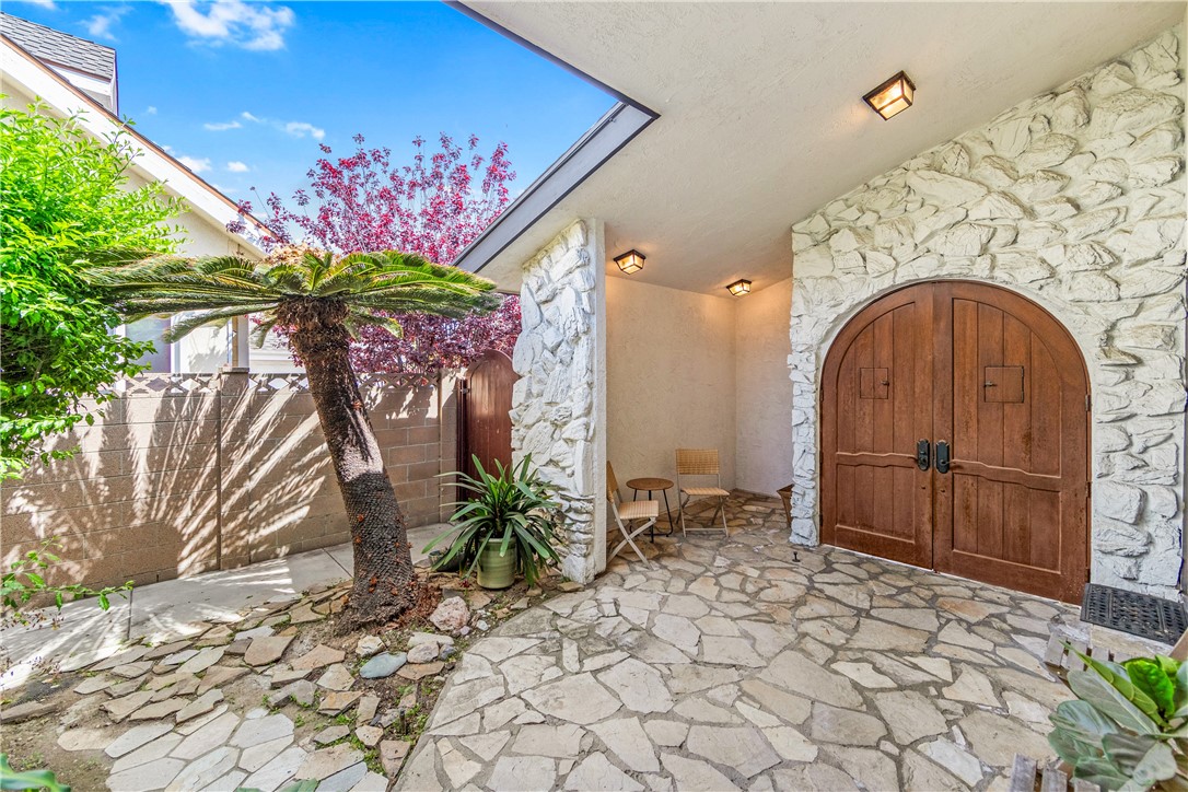 12691 Silver Fox Road