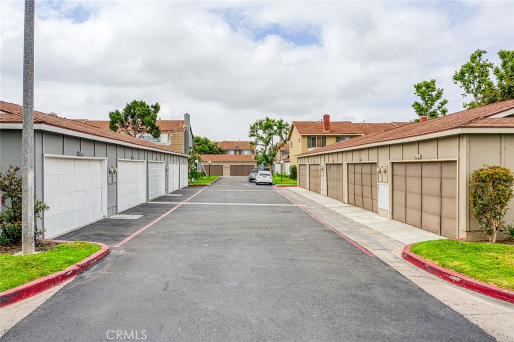 11879 Sungrove Circle