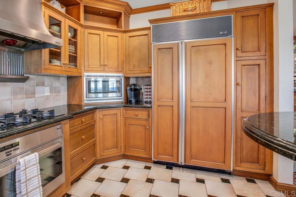 LAJ - Residential Lease