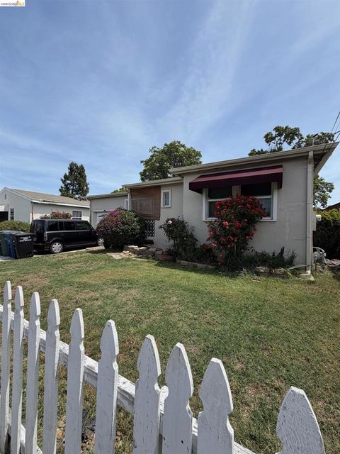 Photo of 177 Jimno Ave AVE, Pittsburg, CA 94565 (MLS # 41133454)