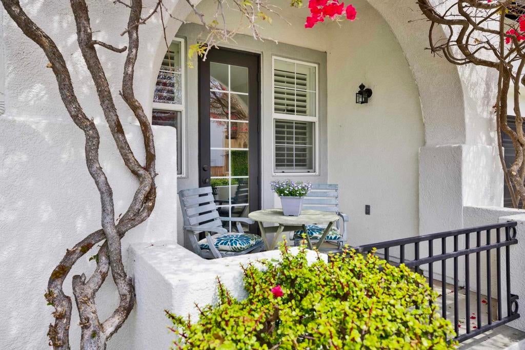 Properties 2 1551 Fairway
