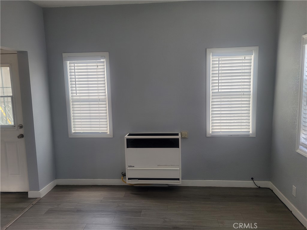 1050 E Hellman Street