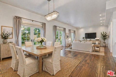Photo of 225 S Hamilton Drive #106, Beverly Hills, CA 90211 (MLS # 26770921)