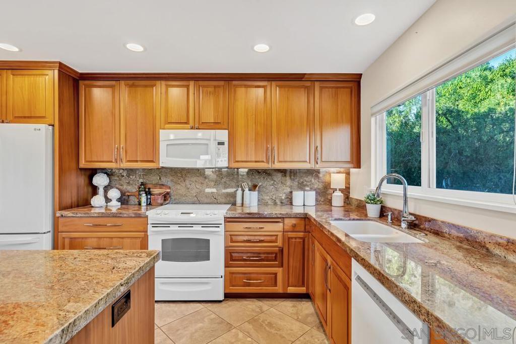 Pacific Beach - Residential