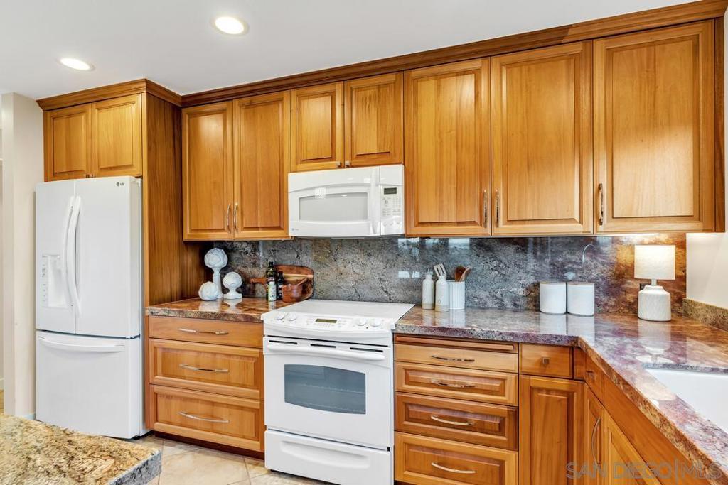 Pacific Beach - Residential