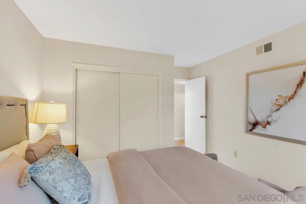 Pacific Beach - Residential