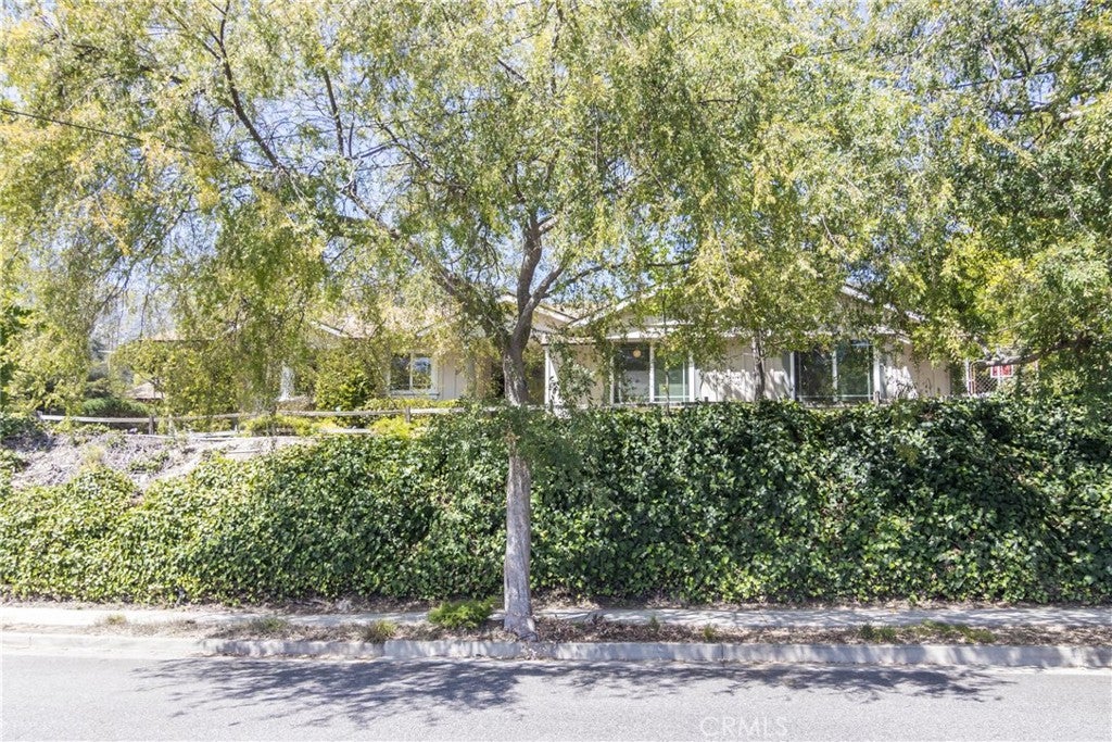 2115 Normanton Drive, La Canada Flintridge CA 91011