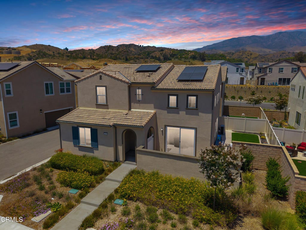 2169 Pomegranate Street
