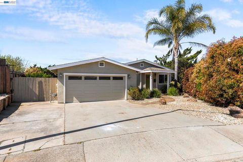 166 San Joaquin Court Bay Point CA 94565