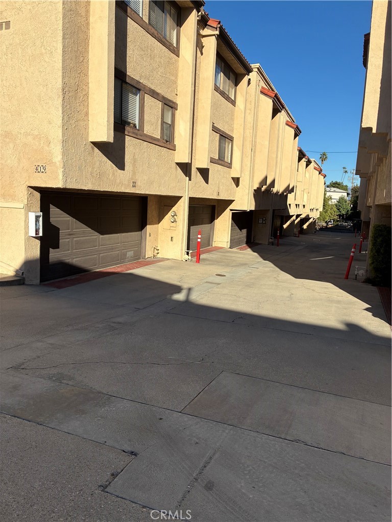 427 E. Mission Road 44