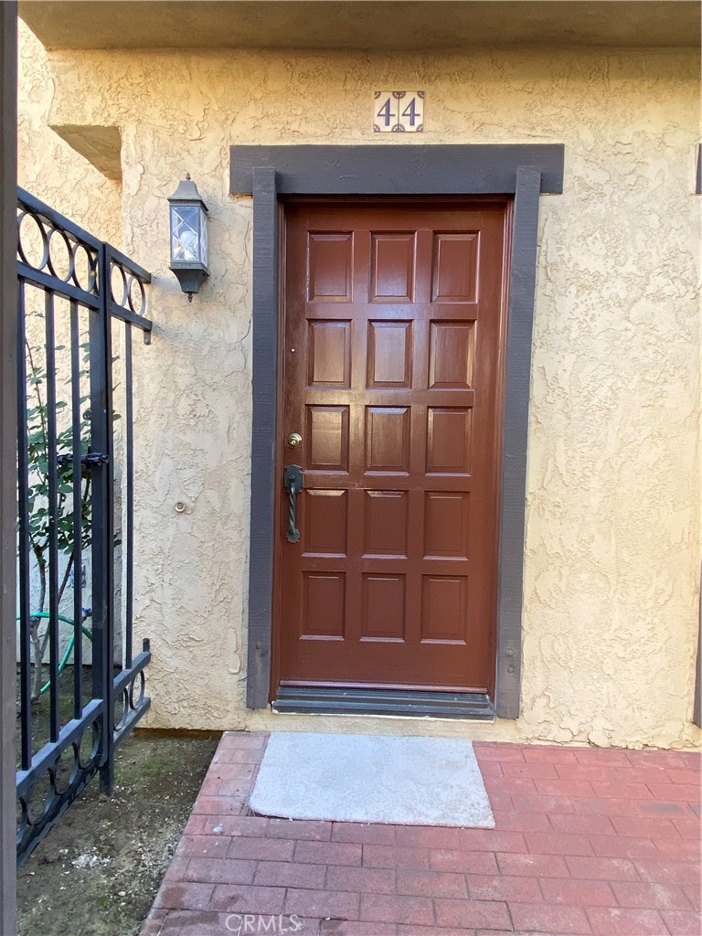 427 E. Mission Road 44