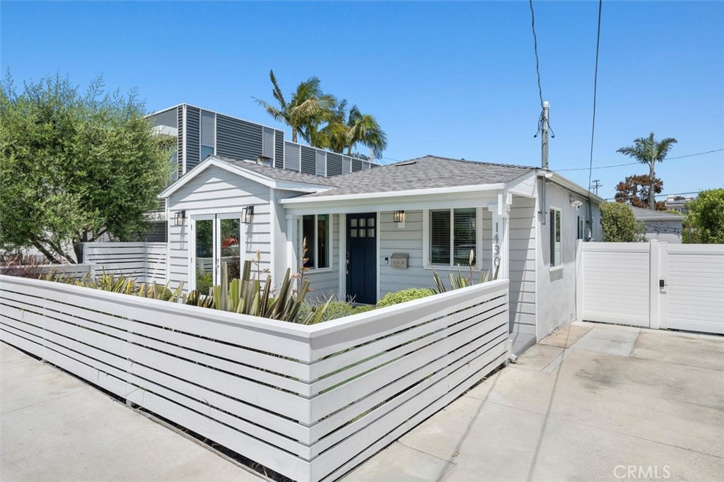 1430 Bonnie Brae Street