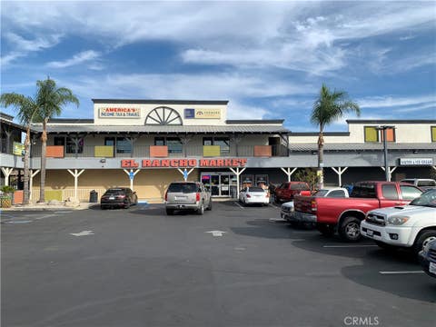Photo of 5850 Etiwanda Avenue, Jurupa Valley, CA 91752 (MLS # PW26122271)