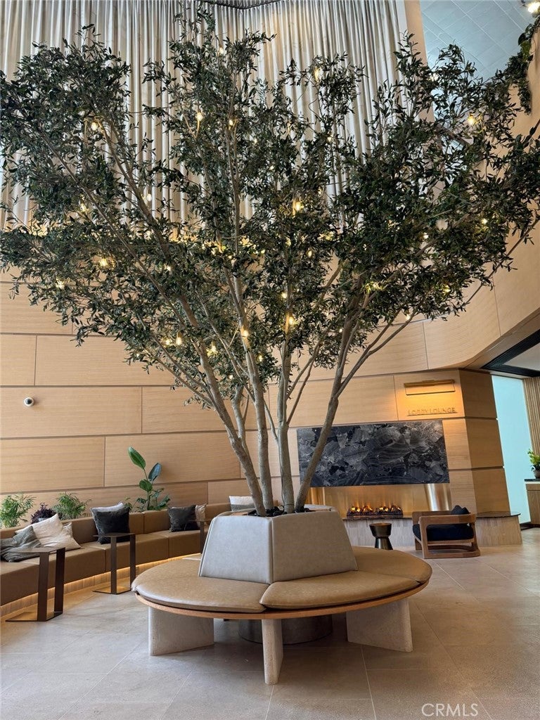 1100 Wilshire, Los Angeles CA 90017